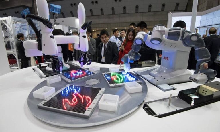 ABB ve Kawasaki’den dünyanın ilk ortak işletim robot arayüzü