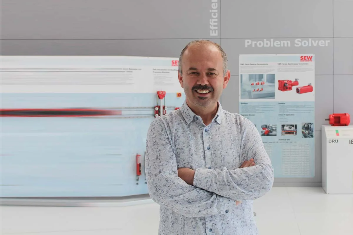 Sew Eurodrive Türkiye Proje Uygulama ve Pazarlama Departmanı Yöneticisi Mustafa Çomak