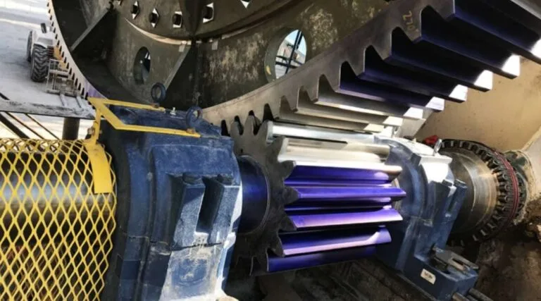 Philadelphia Gear uzmanlığıyla devasa dişli tahrikinin değiştirilmesi